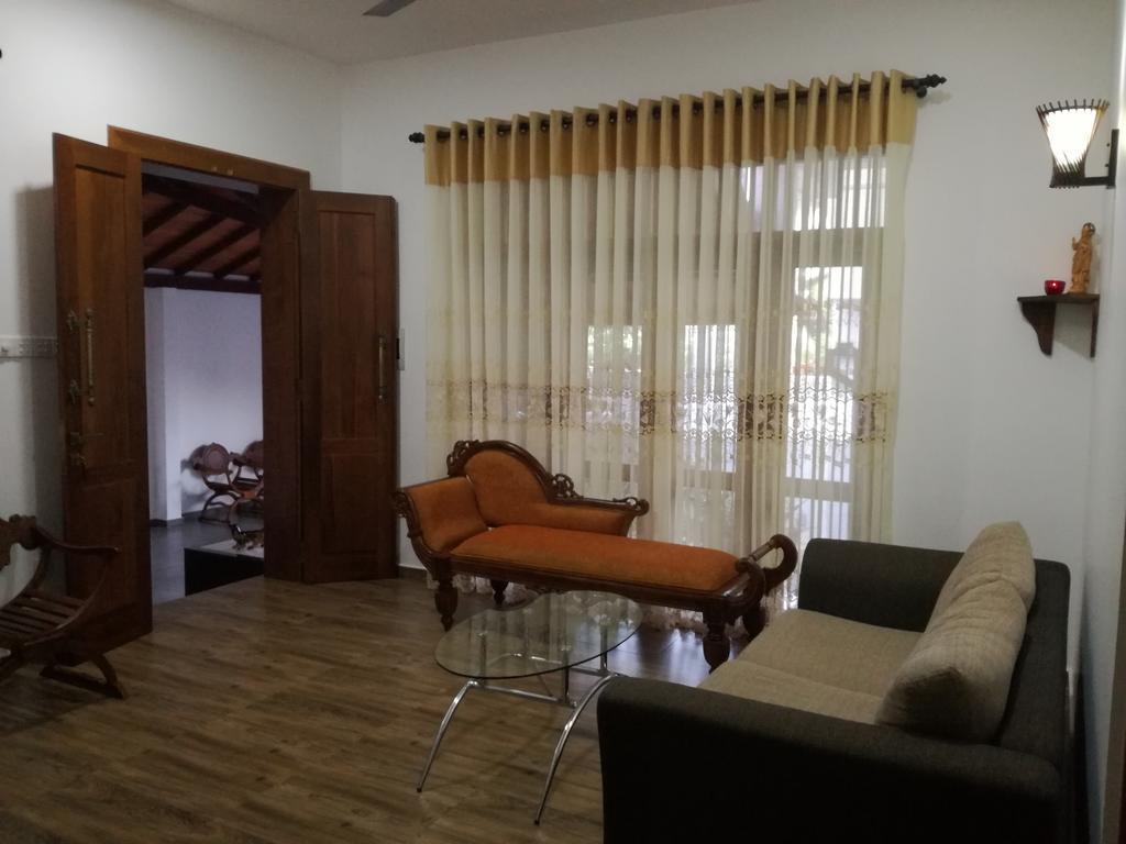 Bianco Terrace Hotel Negombo Kültér fotó