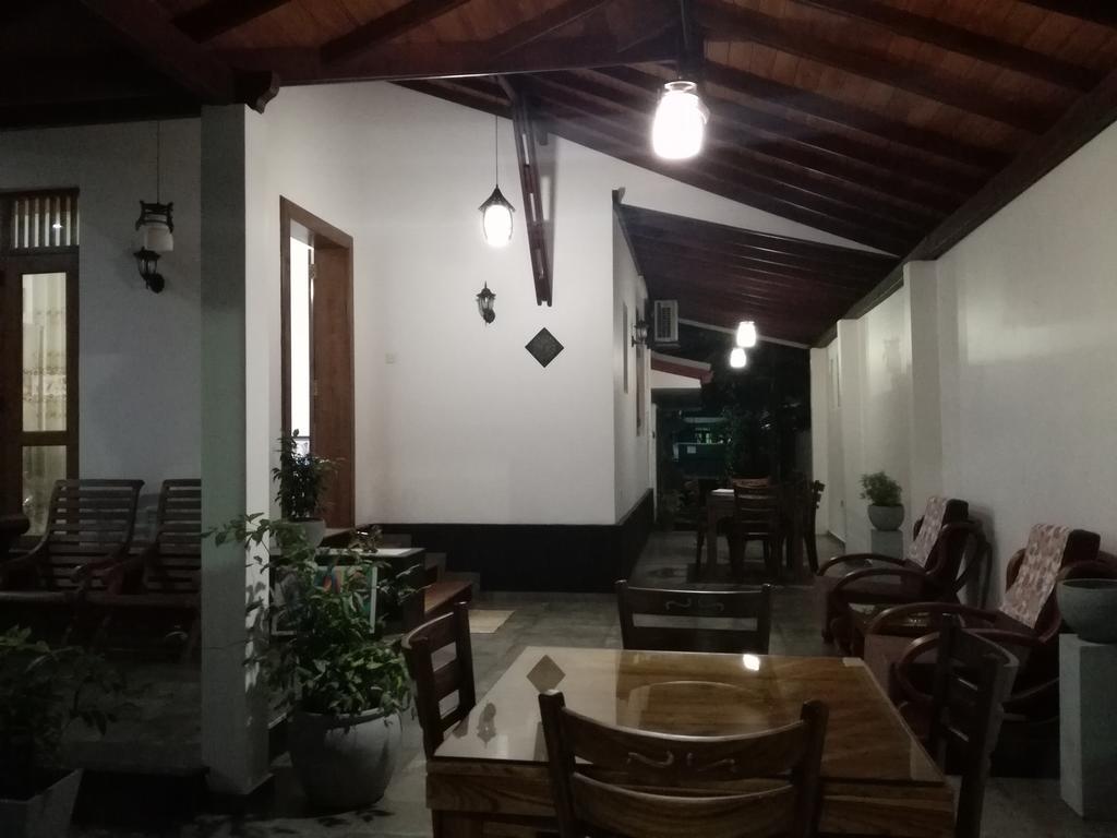 Bianco Terrace Hotel Negombo Kültér fotó
