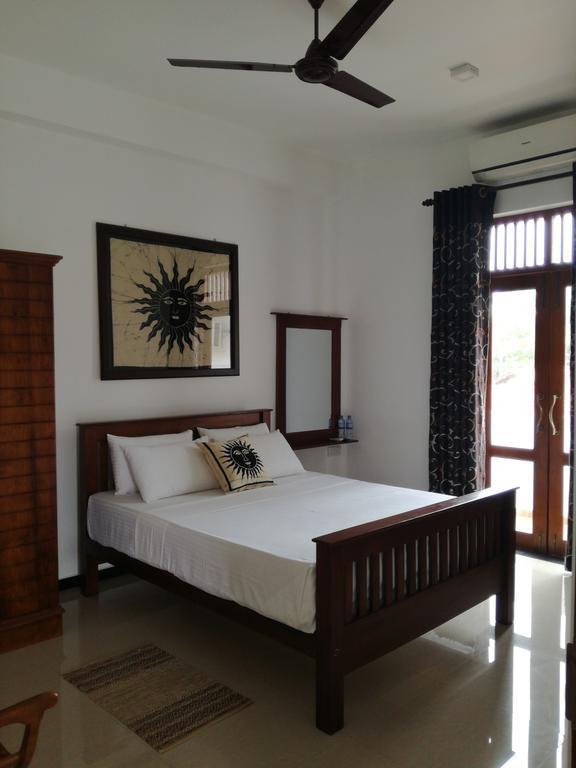 Bianco Terrace Hotel Negombo Kültér fotó
