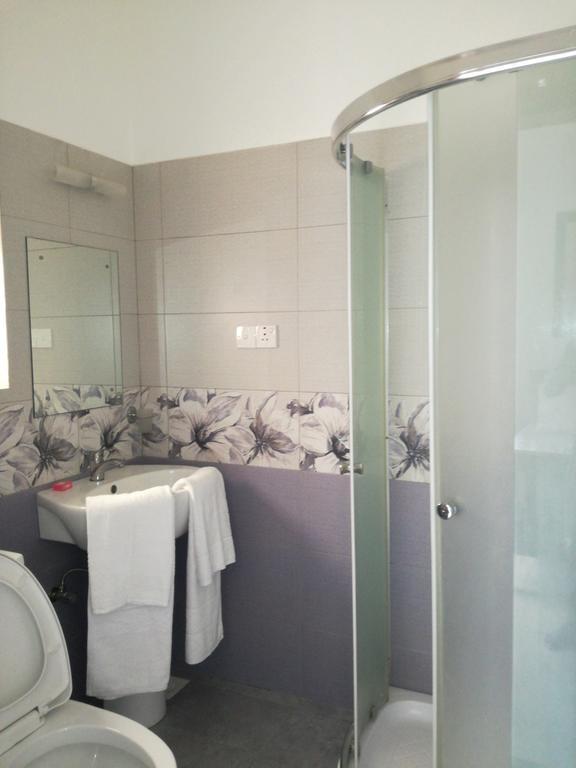 Bianco Terrace Hotel Negombo Kültér fotó